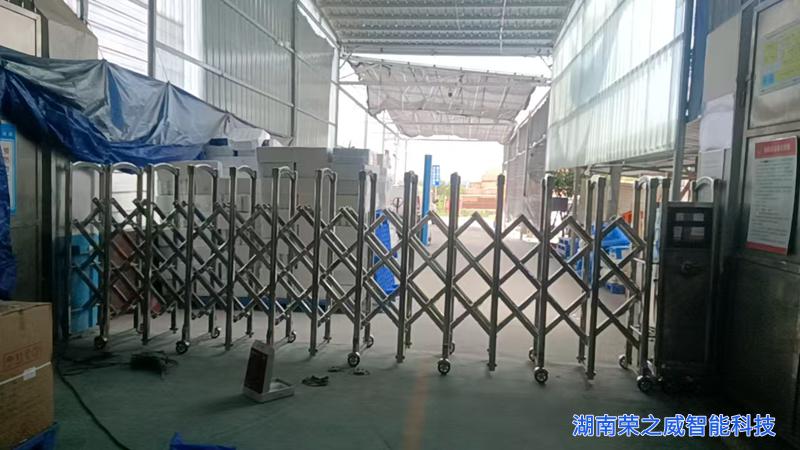 长沙伸缩门,长沙电动门,长沙电动伸缩门,长沙伸缩门,长沙电动伸缩门厂